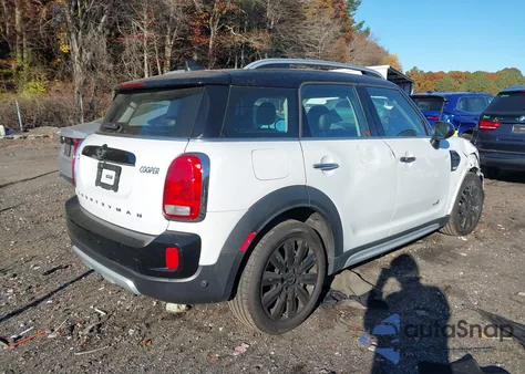 2018 Mini Countryman Cooper из США, поврежденный, VIN WMZYV5C30J3B75844